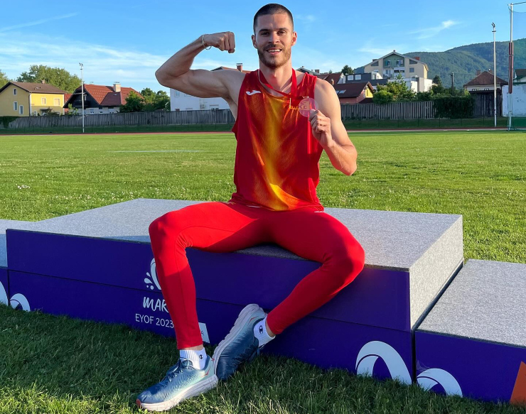 Атлетичарот Јован Стојоски со нов државен рекорд на 400 метри со пречки
