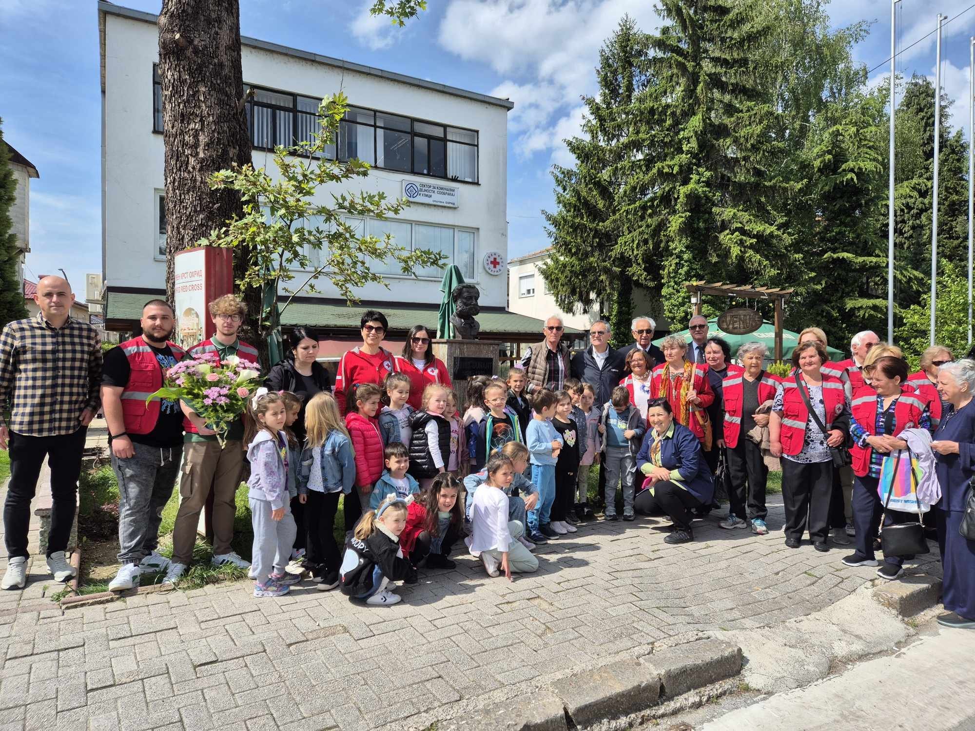 Бројни активности во Охрид по повод Светскиот ден и Неделата на Црвениот крст и Црвената полумесечина